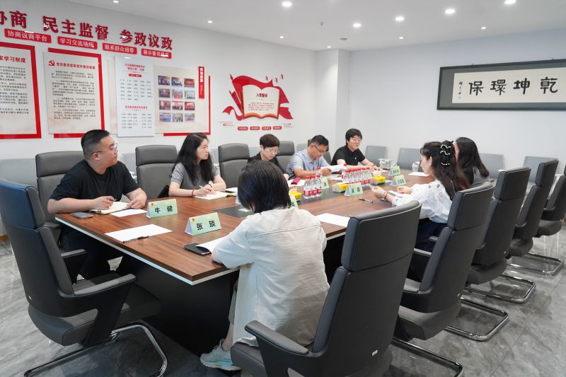 欢迎团省委、团市委**莅临乾坤环保调研考察